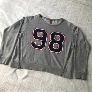 H&M zippered sweatshirt​​